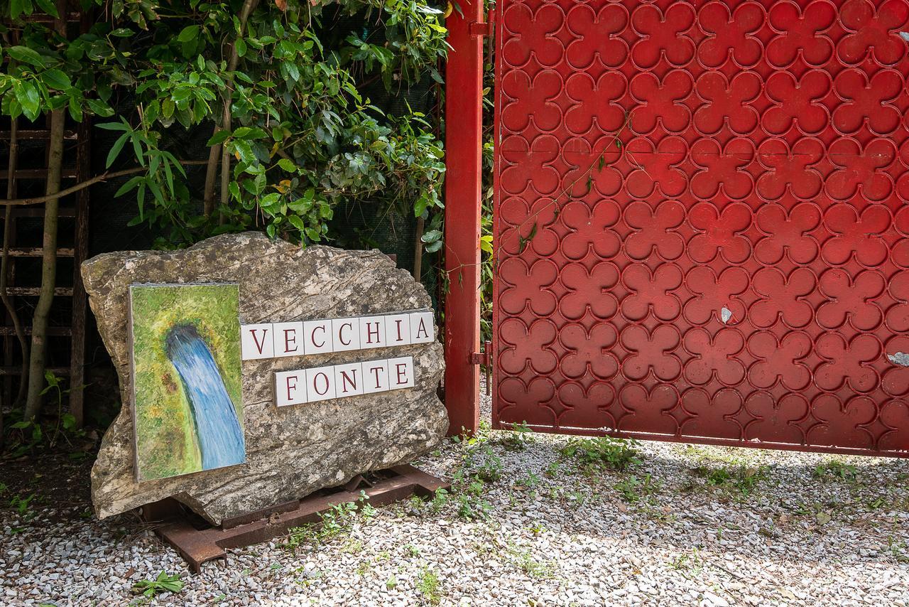 Camere Vecchia Fonte カンピーリア・マリッティマ エクステリア 写真
